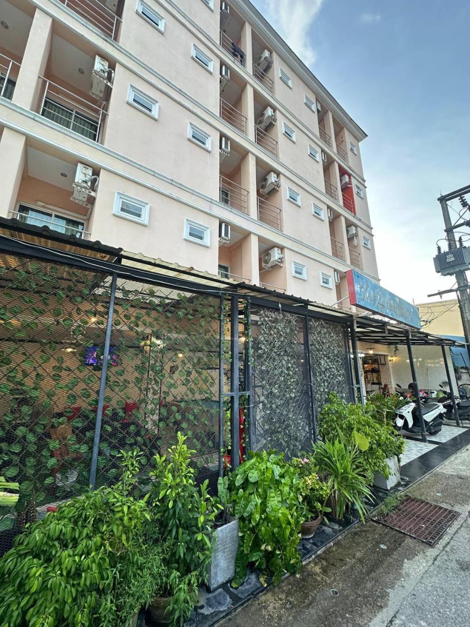 Hotel Blueskyhouse Patong Exterior foto