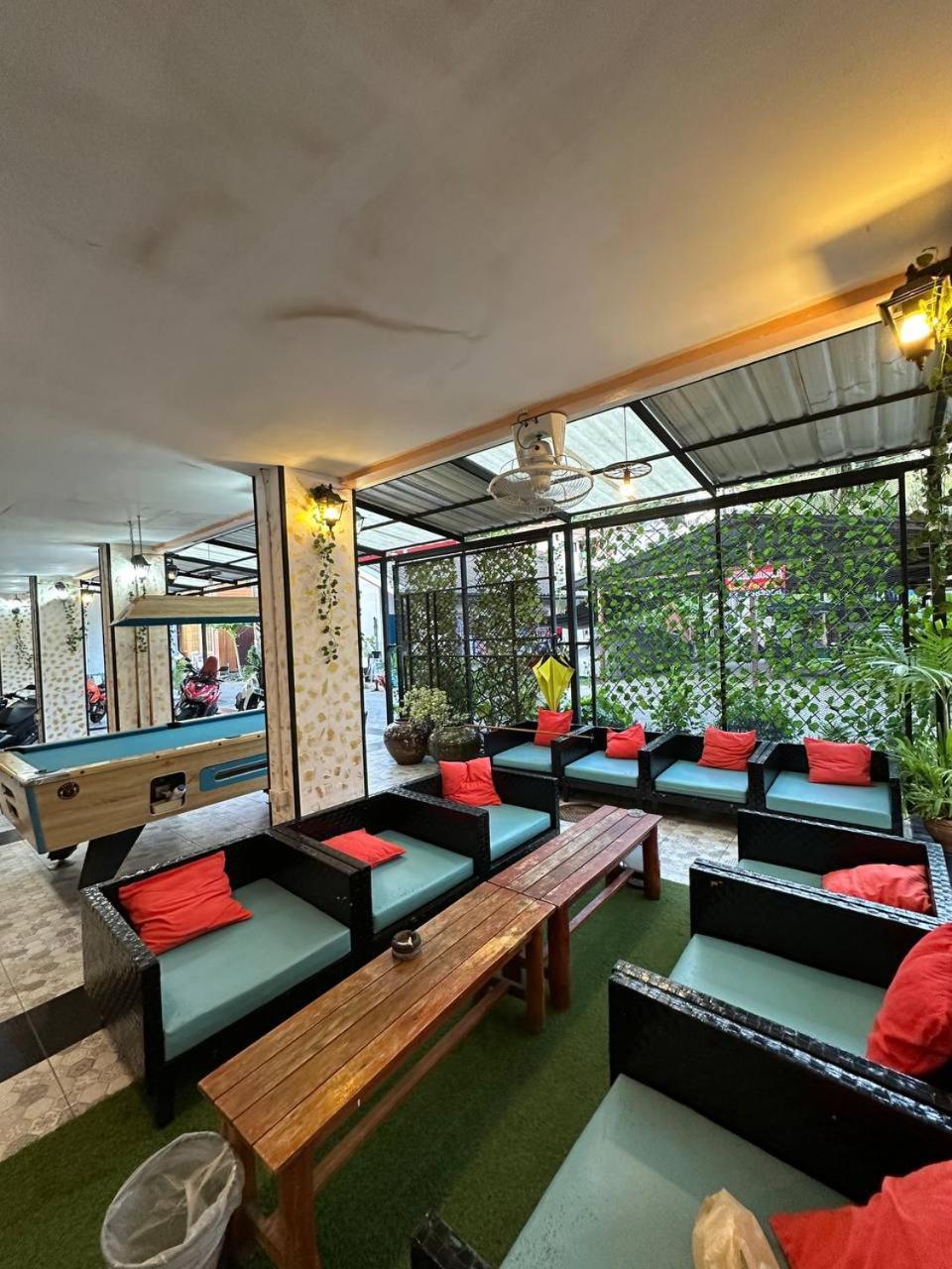 Hotel Blueskyhouse Patong Exterior foto